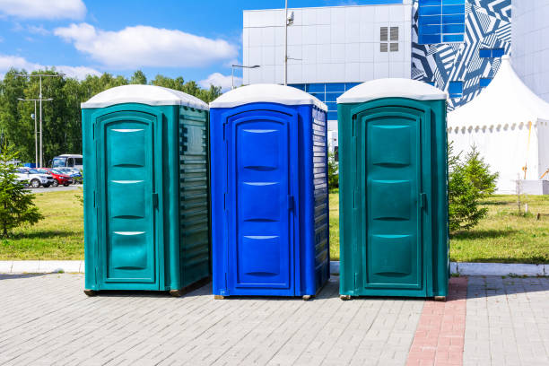 Best Portable Restroom Removal and Pickup  in Englewood Cliffs, NJ