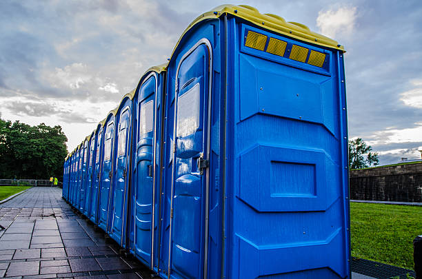 Best Portable Restroom Maintenance and Cleaning  in Englewood Cliffs, NJ